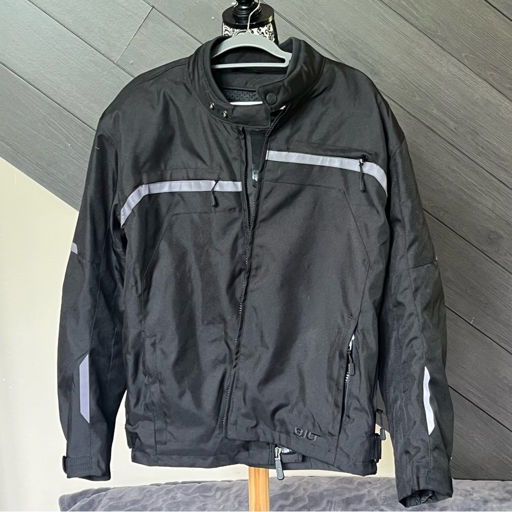 BILT Women’s‎ Blast 2 Waterproof Riding Jacket w/ Padding EUC